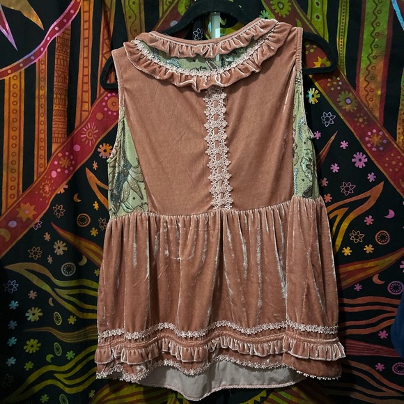 POL Velvet Blouse in Rust and Beige - Picture 2 of 3